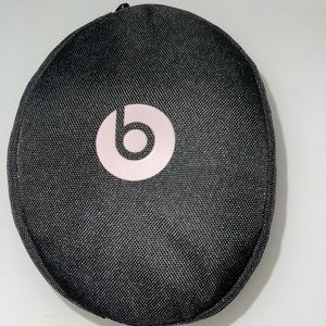 Beats solo 3 light pink